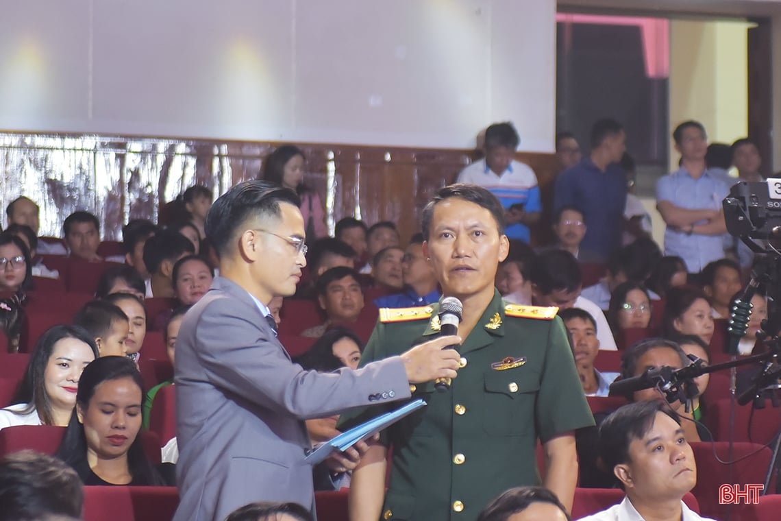 Ha Tinh honors 53 outstanding businesses and entrepreneurs