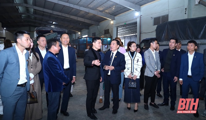Visit and connect production and business at Sao Khue Trading Joint Stock Company