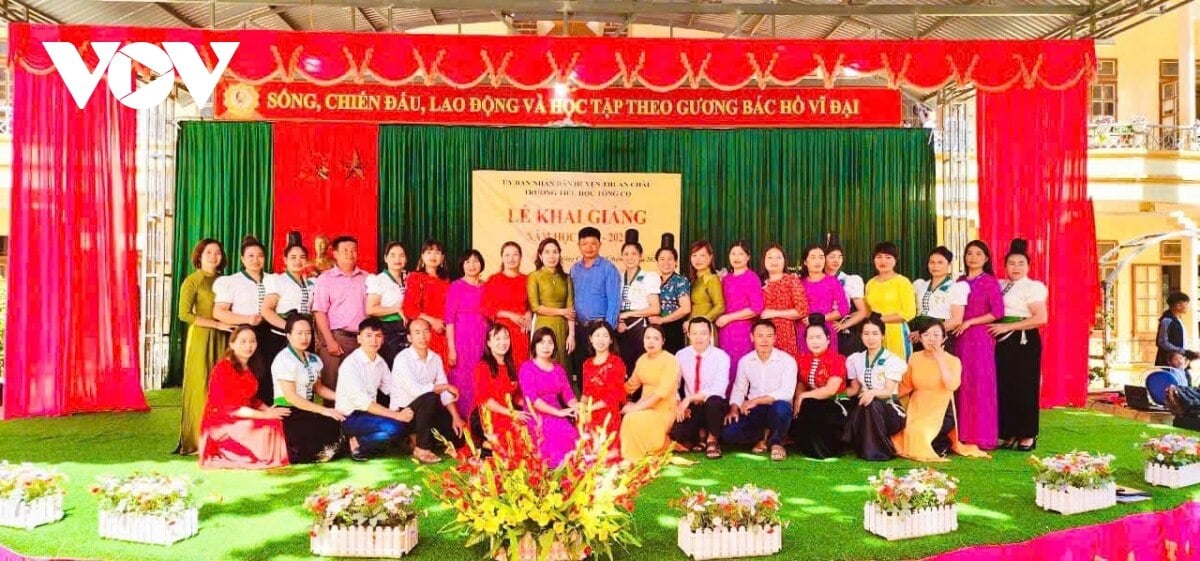 1,2 triệu học sinh Tây Bắc vượt mưa lũ, tự tin bước vào năm học mới