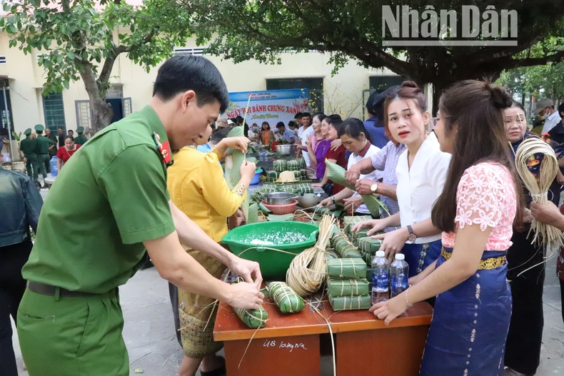 [Ảnh] “Xuân biên phòng - Ấm lòng dân bản” - Tết Giáp Thìn 2024 ở Đắk Lắk ảnh 18