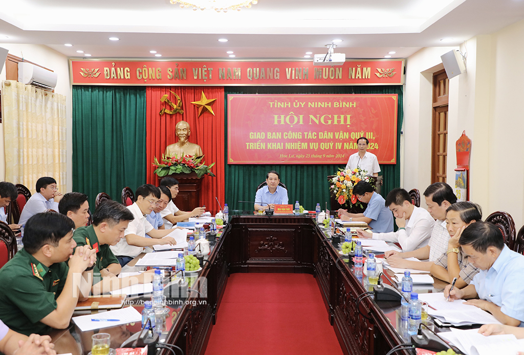 Giao ban công tác Dân vận quý III