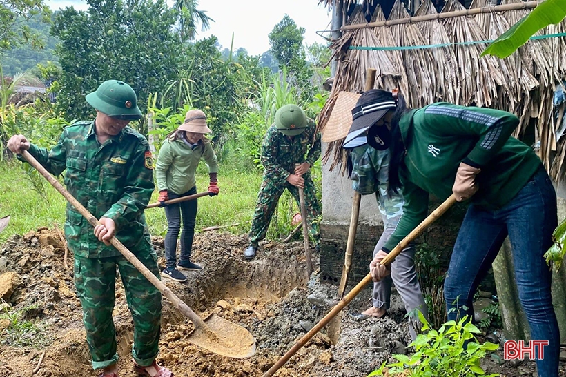 Empreintes de la jeunesse des forces armées de Ha Tinh dans la campagne « Marche verte »