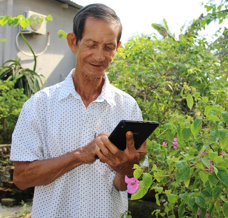 بمجرد امتلاك هاتف محمول، يستطيع المزارعون الوصول بسهولة إلى معلومات سريعة ودقيقة، مما يساهم في بناء صورة المزارعين الأذكياء والقادرين على التكيف في عصر الثورة الصناعية الرابعة.