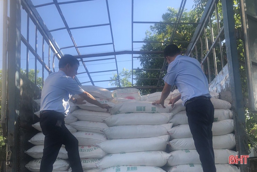 Prevent smuggled goods from circulating through Ha Tinh area