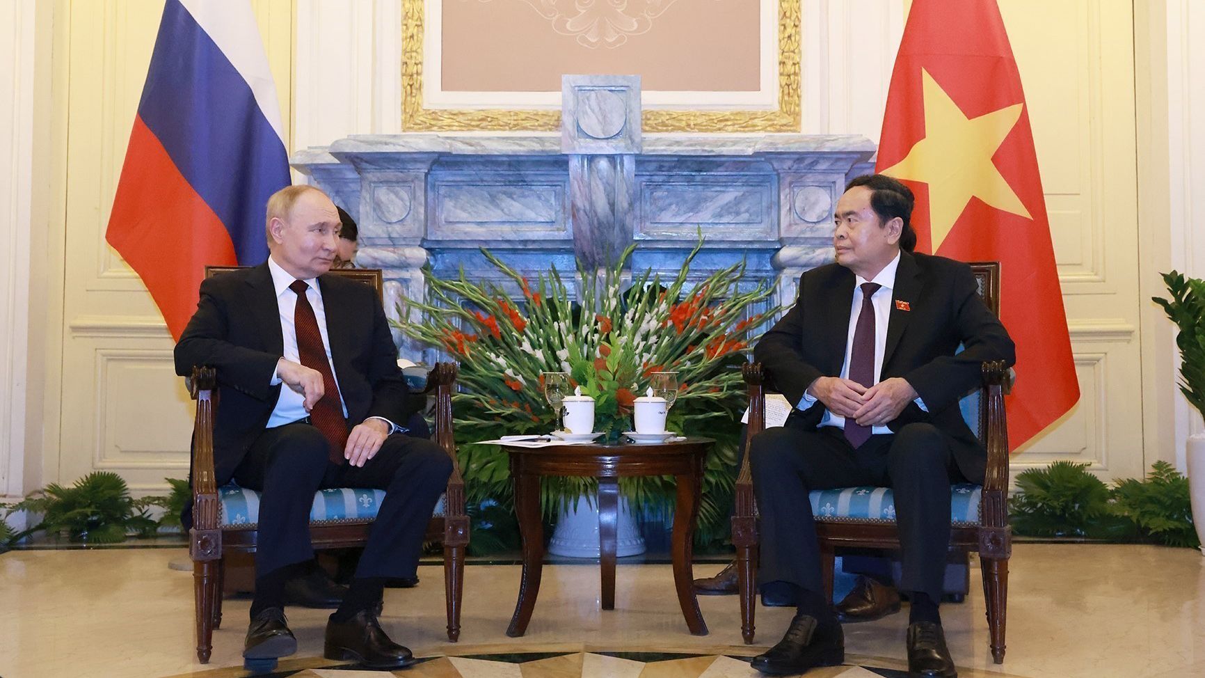 Continuing the tradition of friendship and good cooperation between Vietnam and the Russian Federation