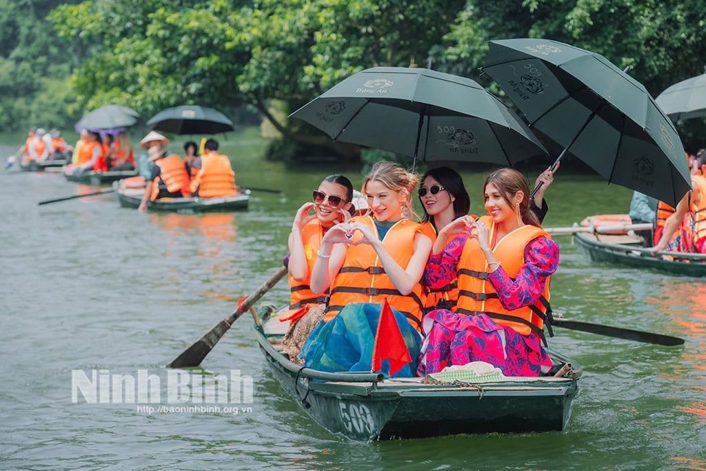 Bienvenido al concurso Miss Cosmo 2024 con actividades en Ninh Binh