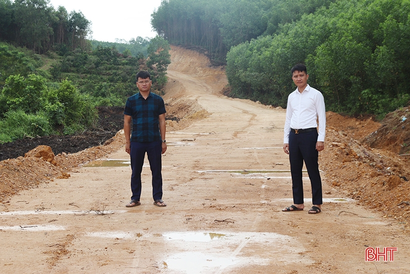 Accélération de l'avancement des projets dans le district montagneux de Vu Quang