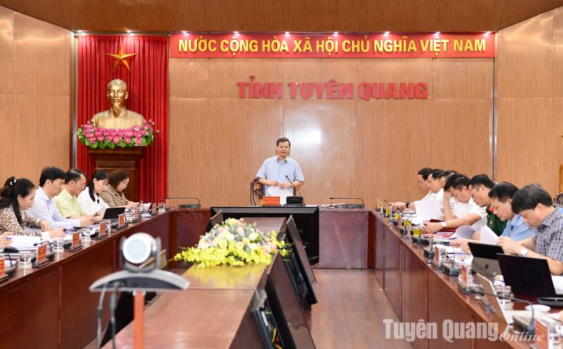 Provincial People's Committee Special Meeting October