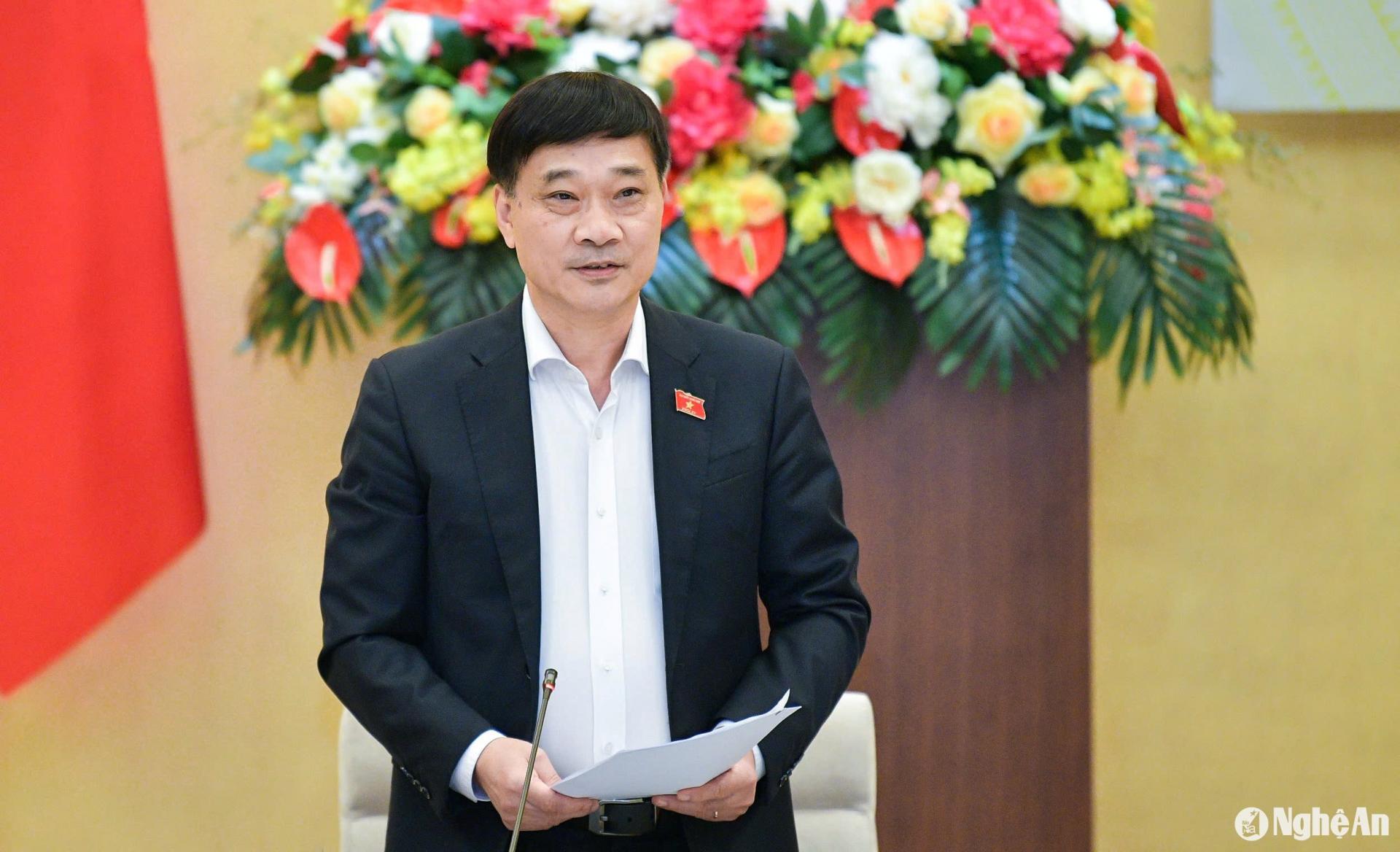 Comrade Vu Hong Thanh - Chairman of the National Assembly's Economic Committee concluded the examination session. Photo: Khanh Quang