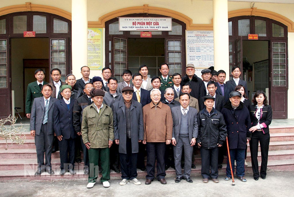 Le secrétaire général Nguyen Phu Trong vit à jamais dans le cœur des habitants de Ninh Binh