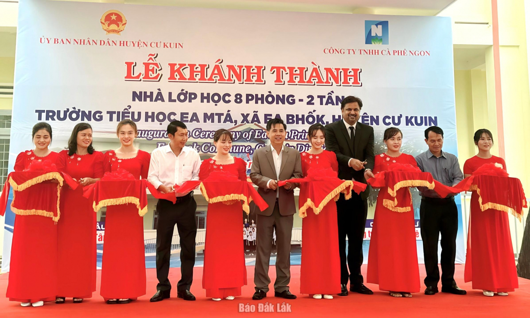 Huyện Cư Kuin: Khánh thành và bàn giao nhà lớp học trị giá 5 tỷ đồng tại xã Ea Bhốk