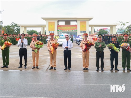 Công an tỉnh: Lễ ra quân cao điểm bảo vệ tết Nguyên đán Ất Tỵ năm 2025