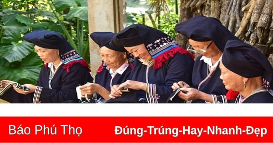 Nét đẹp trang phục phụ nữ Dao Tiền