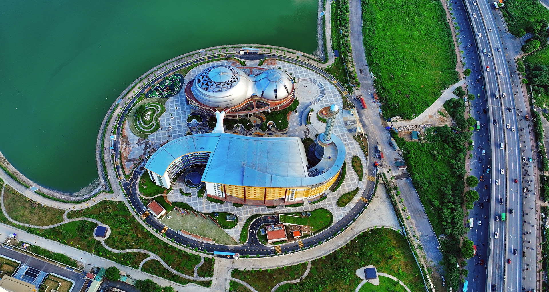 Inauguration du Palais des enfants de Hanoi, d'une valeur de plus de 1 300 milliards de VND