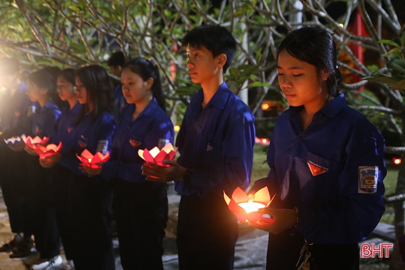 Thắp nến tri ân tưởng niệm 92 năm ngày hi sinh của anh hùng Lý Tự Trọng