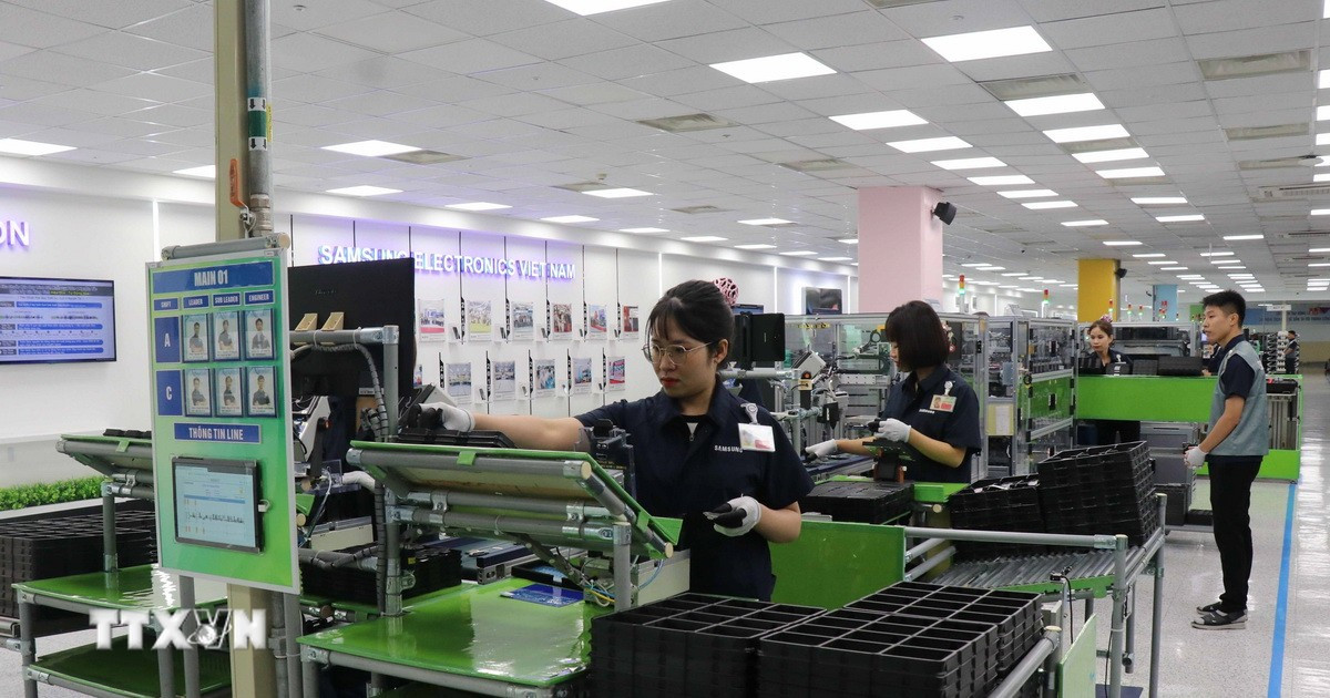 Bac Ninh province leads the country in attracting FDI capital in the first 6 months of the year.