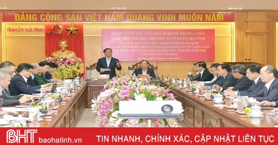 Đoàn công tác Ban Kinh tế Trung ương làm việc với Ban Thường vụ Tỉnh ủy Hà Tĩnh