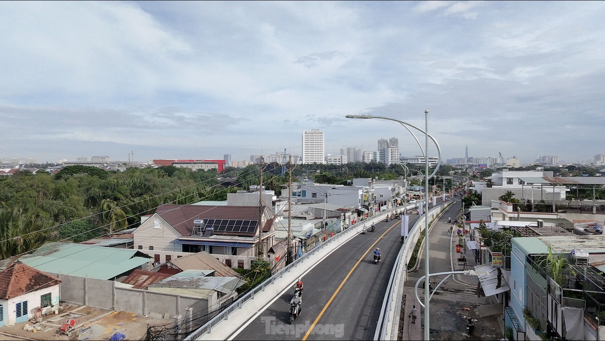 El puente, valorado en más de 500 mil millones de VND, que busca 