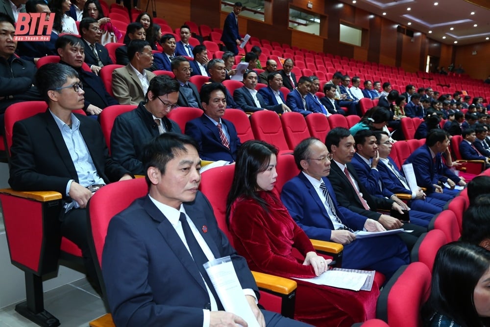 Kỳ họp thứ nhất, HĐND TP Thanh Hóa, nhiệm kỳ 2021-2026: Bầu các chức danh chủ chốt HĐND và UBND thành phố