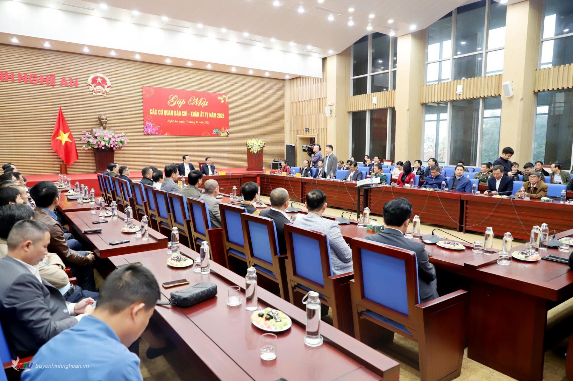 Standing Committee of Provincial Party Committee meets with press agencies on the occasion of Spring At Ty