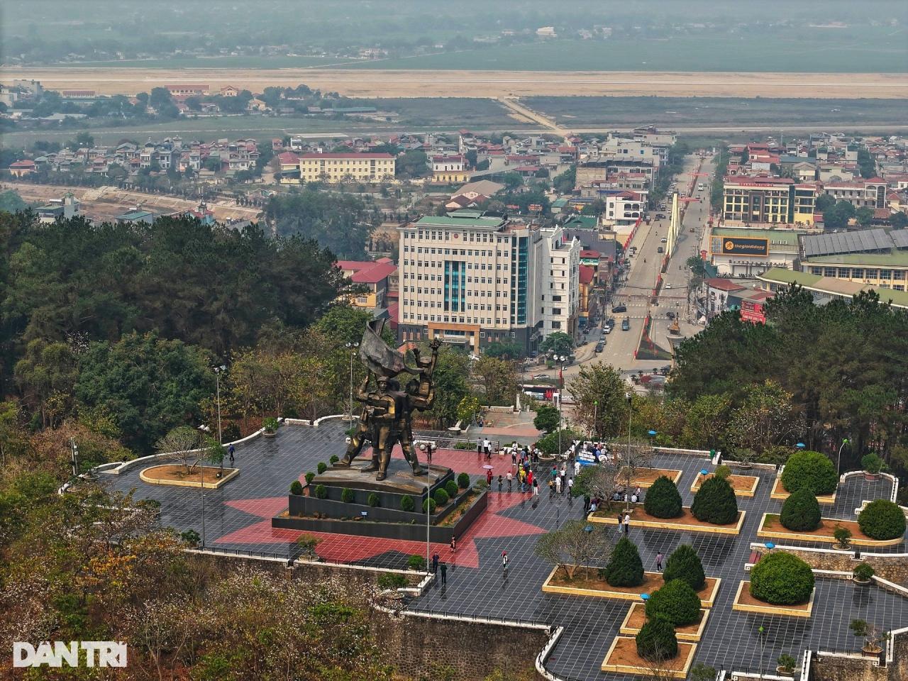 ディエンビエンフー戦場跡、70年ぶりに復活 - 1 Chiến trường Điện Biên Phủ sau 70 năm - 1