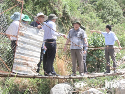 Provincial People's Committee leaders inspect drought response work in Ninh Son district