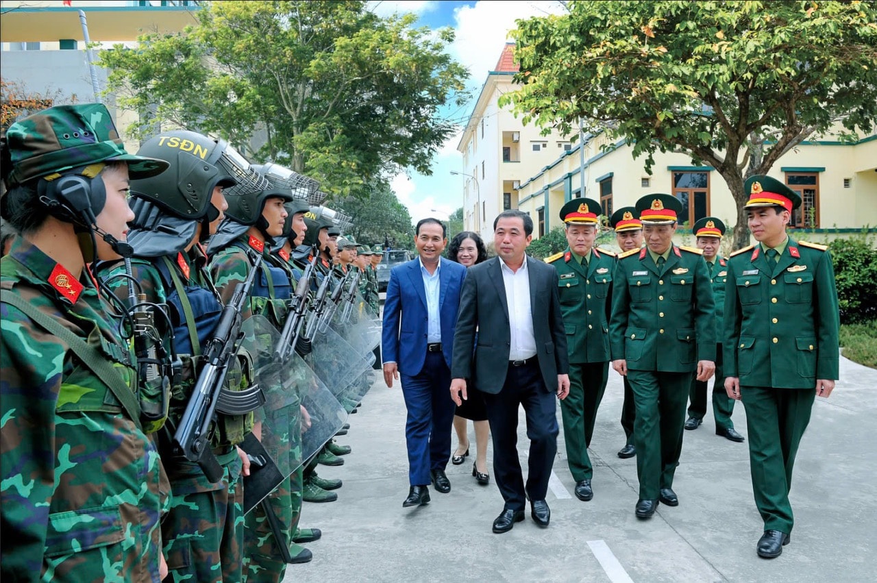 Promoting the 80-year tradition of the Vietnam People's Army, Hai Duong continues to do well in local defense and military work.