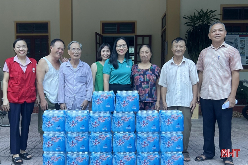 Herzliche „Gemeinschaften der Liebe“ in Ha Tinh