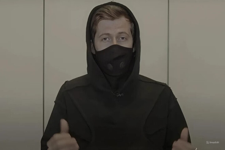 Alan Walker gây sốt khi xuất hiện tại Đường lên đỉnh Olympia