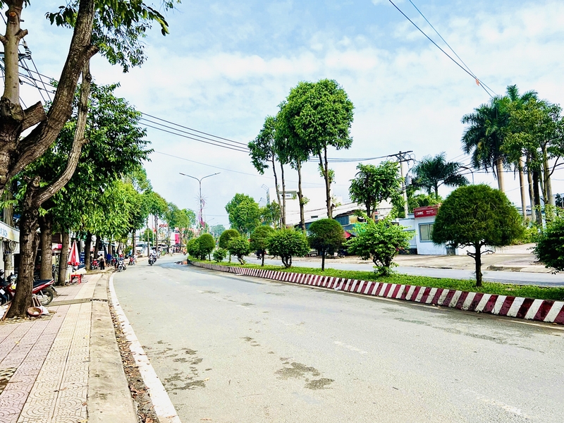 Continue to improve the appearance and develop urban infrastructure.