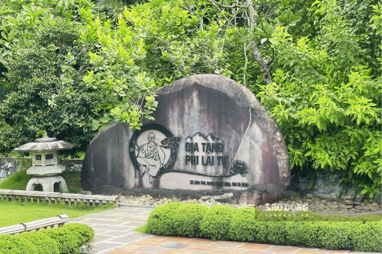 Walking barefoot in a 1,000-year-old temple in Ha Nam