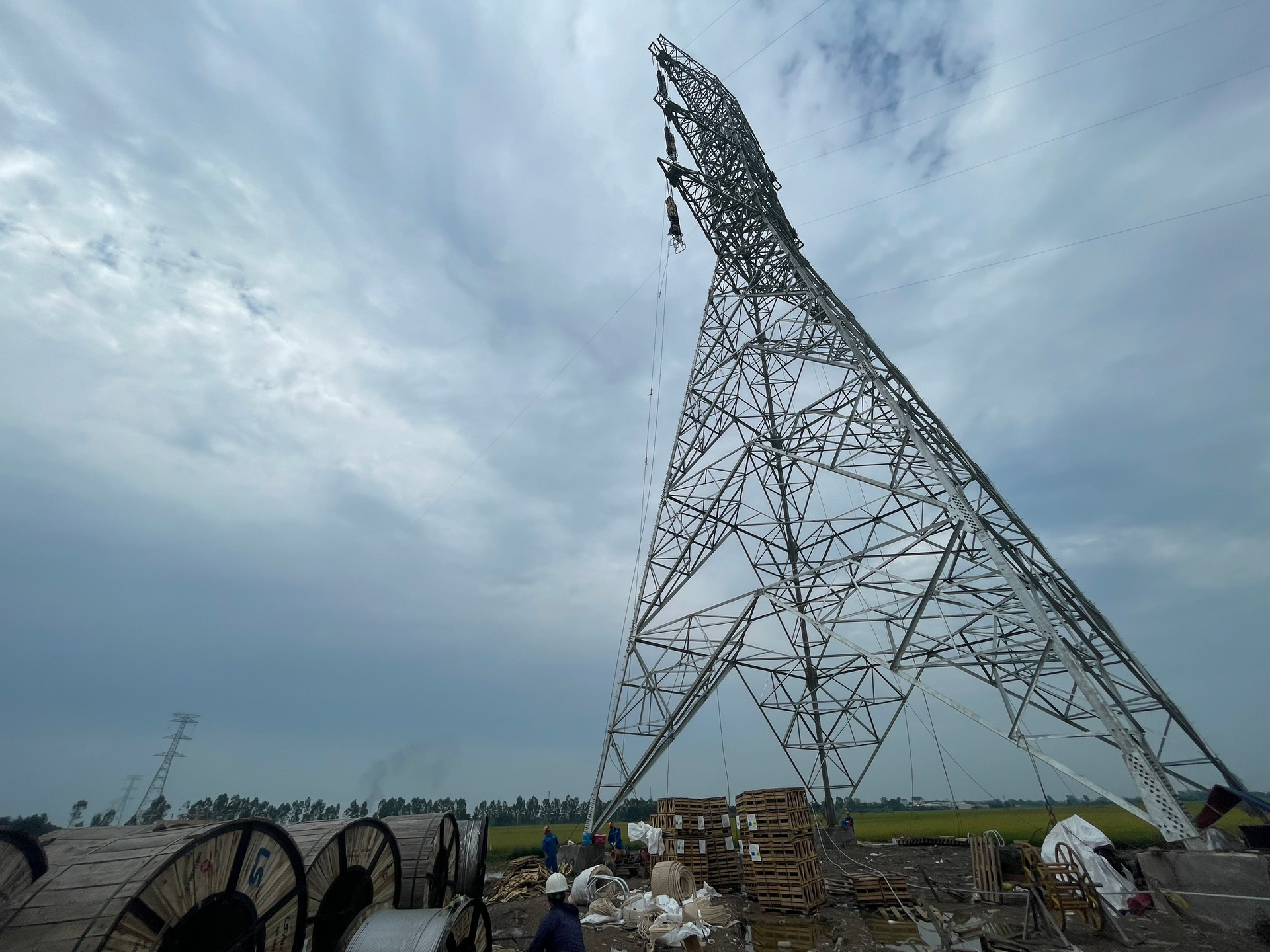 Tirage de câbles, ligne 500 kV, Hai Duong