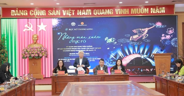 Hanoi will display the world's largest drone light on New Year's Eve