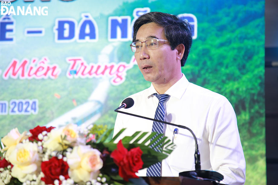 Chairman of the City People's Committee Tran Chi Cuong speaks at the opening ceremony. Photo: CHIEN THANG