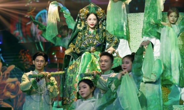 La chanteuse Kieu Anh au spectacle « Beautiful Sister » : 5 fois capitaine de l'équipe, My Linh doit être impressionnée