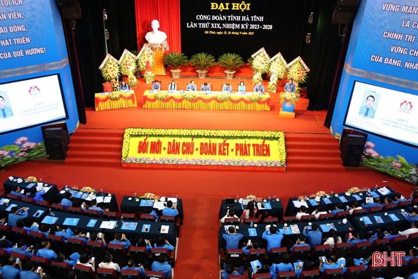 Ha Tinh Trade Union firmly enters new term