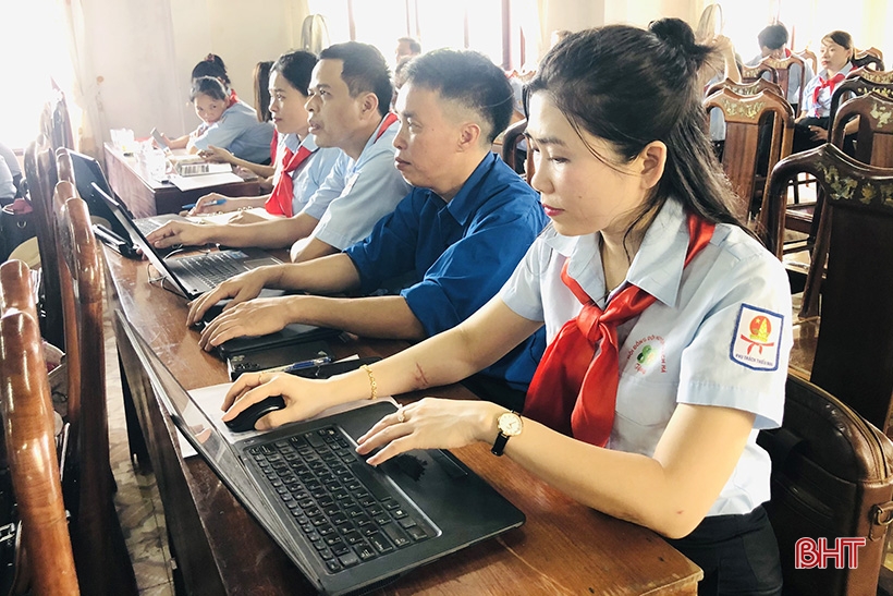 Improving skills and expertise of the Team and children's movement in Ha Tinh