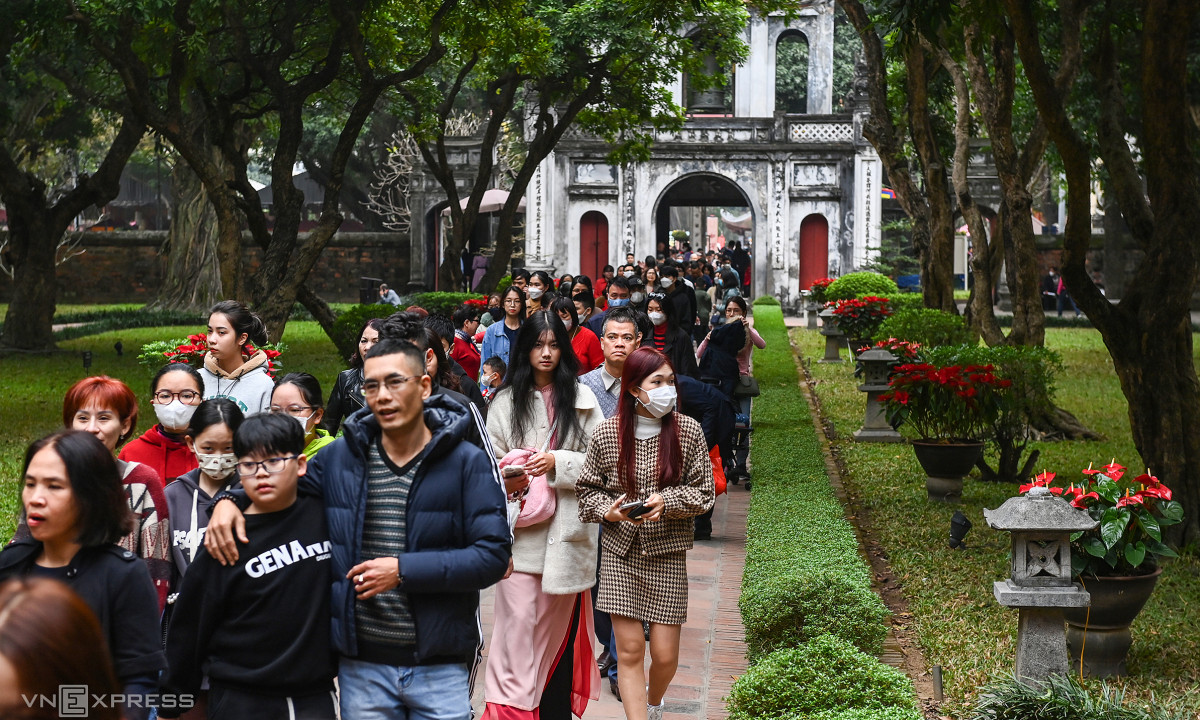 Série d'événements amusants suggérés pendant le Têt à Hanoi