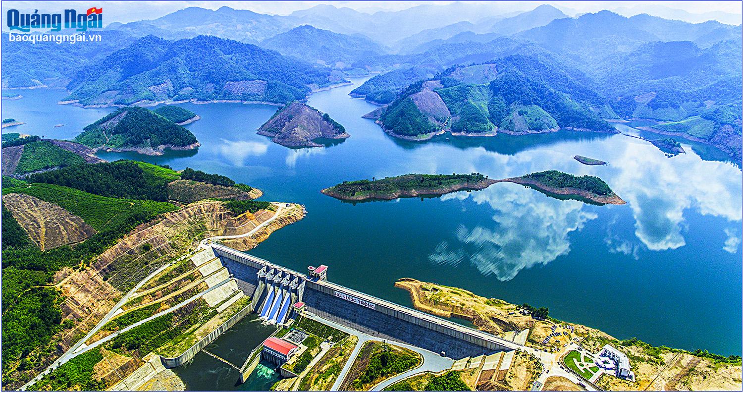 Nuoc Trong See, in der Gemeinde Son Bao (Son Tay).  Foto: DOAN VUONG QUOC