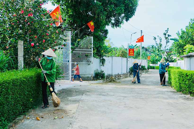 La comuna montañosa de Vu Quang se centra en la construcción de un nuevo modelo de zona rural