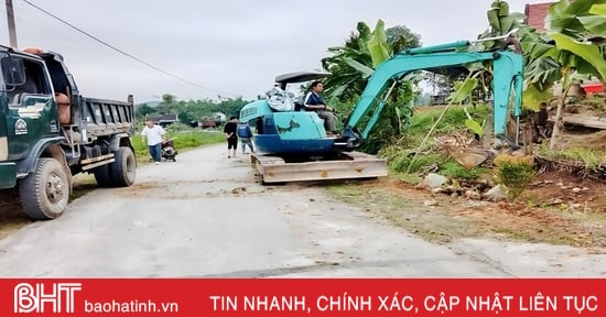 Compitiendo para construir nuevas áreas rurales avanzadas en Vu Quang