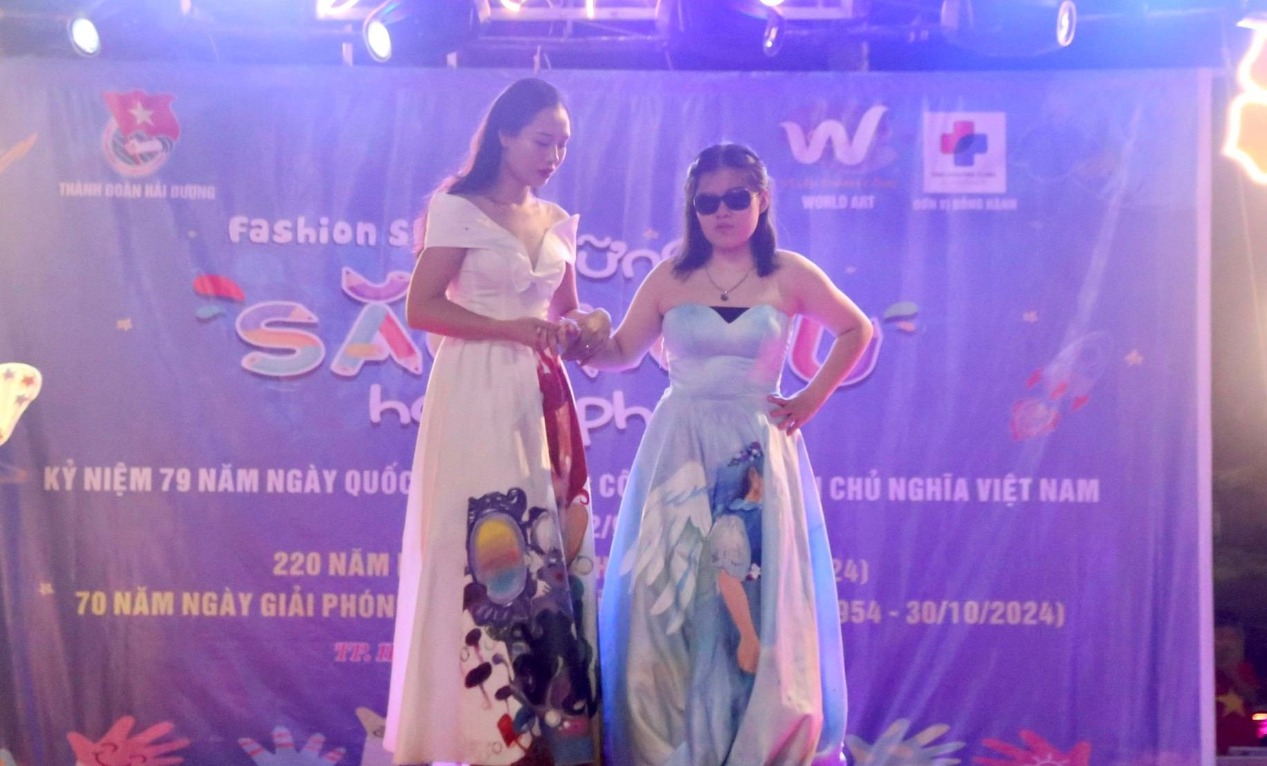 Những "người mẫu" đặc biệt trình diễn tại fashion show ở Hải Dương