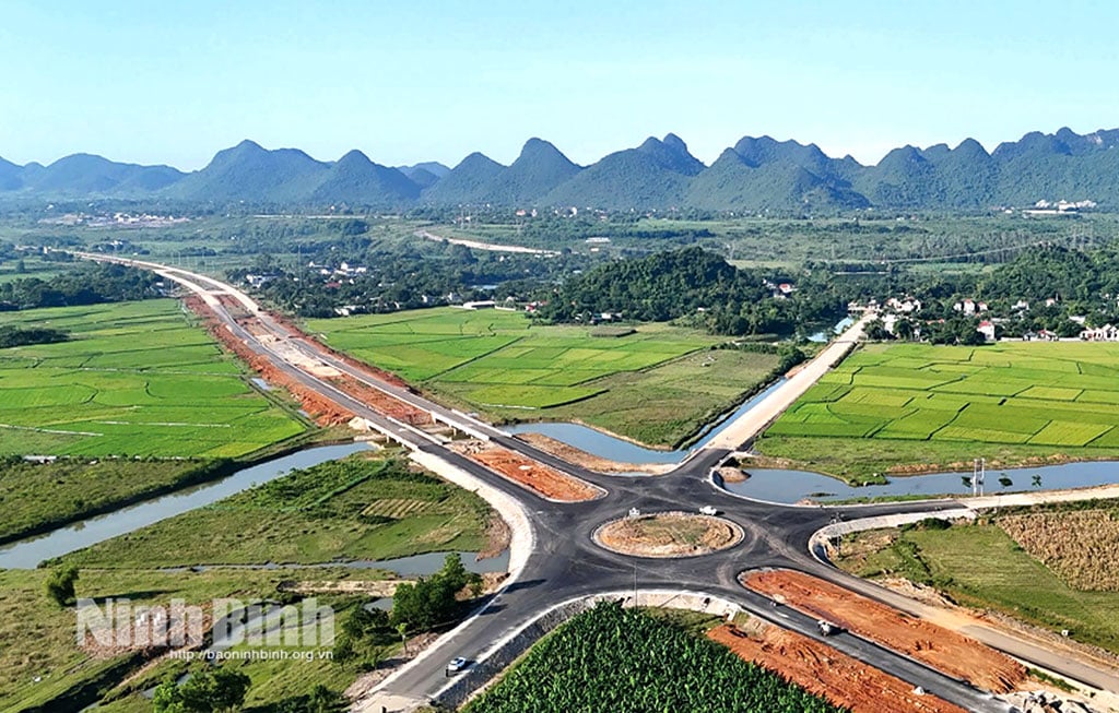 Phát triển du lịch miền núi Thêm giải pháp bền vững cho ngành công nghiệp không khói Kỳ III Xây dựng hệ sinh thái du lịch để phát triển bền vững