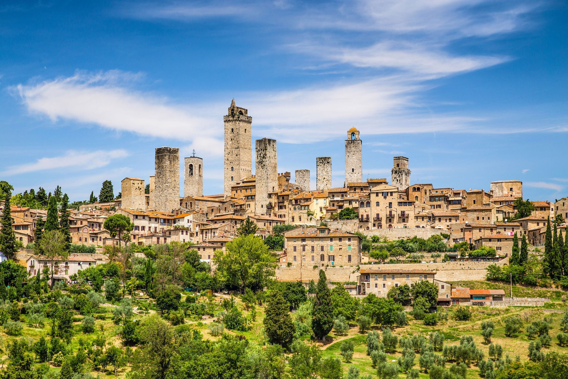 Panoramablick auf die Stadt San Gimignano. (Foto: Pinterest)