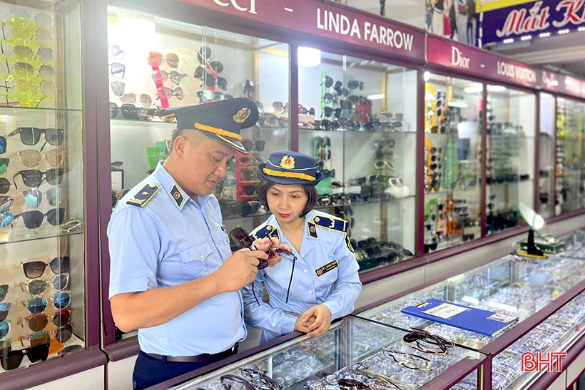 Prevent smuggled goods from circulating through Ha Tinh area