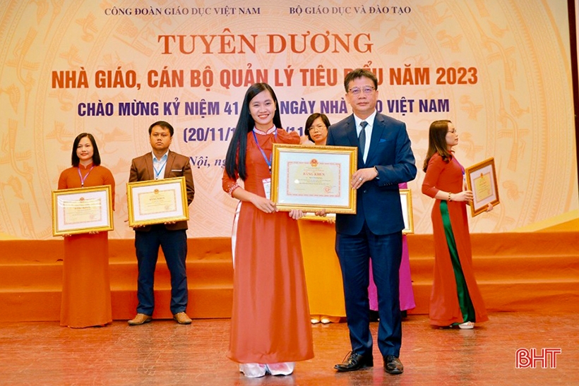 Cô giáo “trường nghề” tâm huyết, tiên phong đổi mới phương pháp dạy học