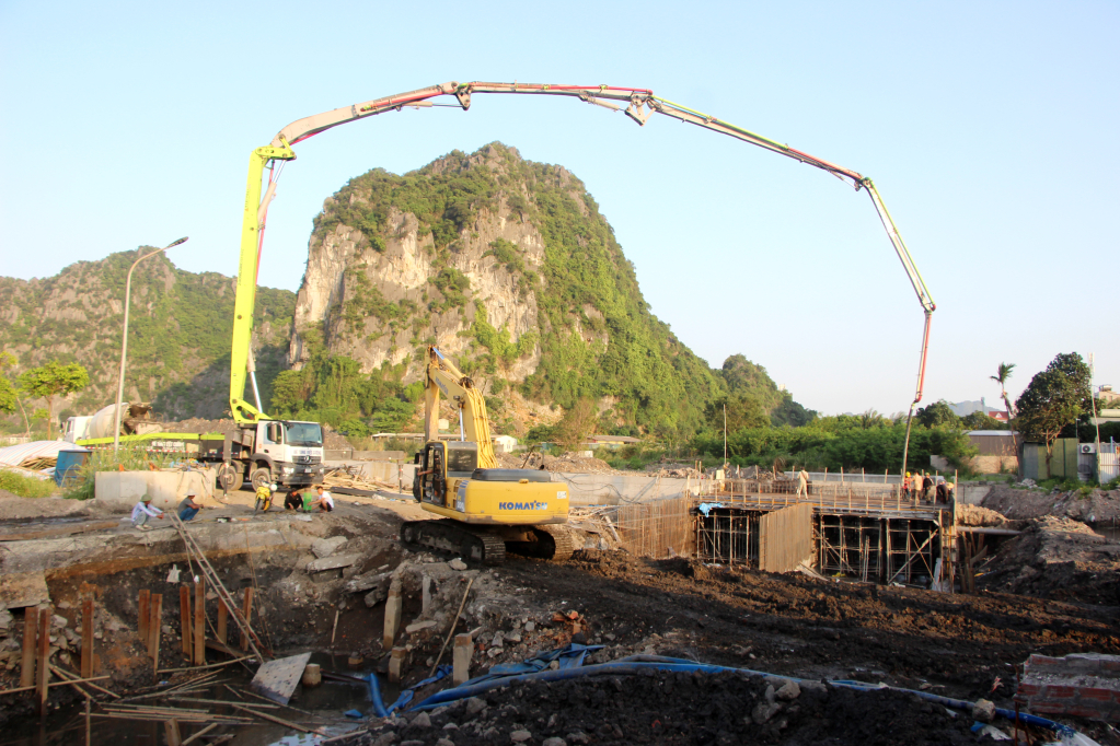 Construction of the road connecting Vung Duc (Cam Dong ward) to Cam Son ward, Cam Pha city (phase I).