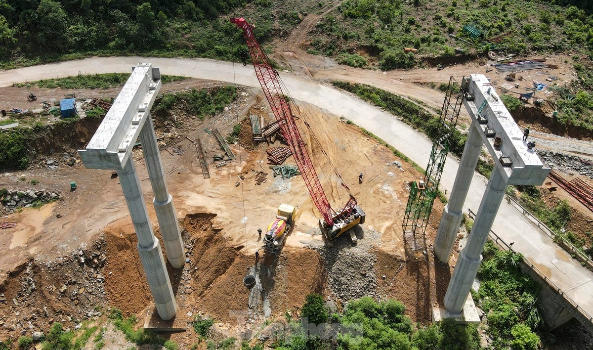 La forma de la autopista de 12.500 billones de VND que pasa por Ha Tinh, foto 10