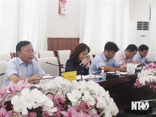 UBND tỉnh họp thẩm định quy hoạch sử dụng đất thời kỳ 2021-2030 và kế hoạch sử dụng đất cấp huyện, thành phố