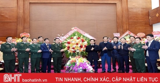 Lãnh đạo tỉnh Hà Tĩnh chúc mừng Ngày thành lập Quân đội nhân dân Việt Nam